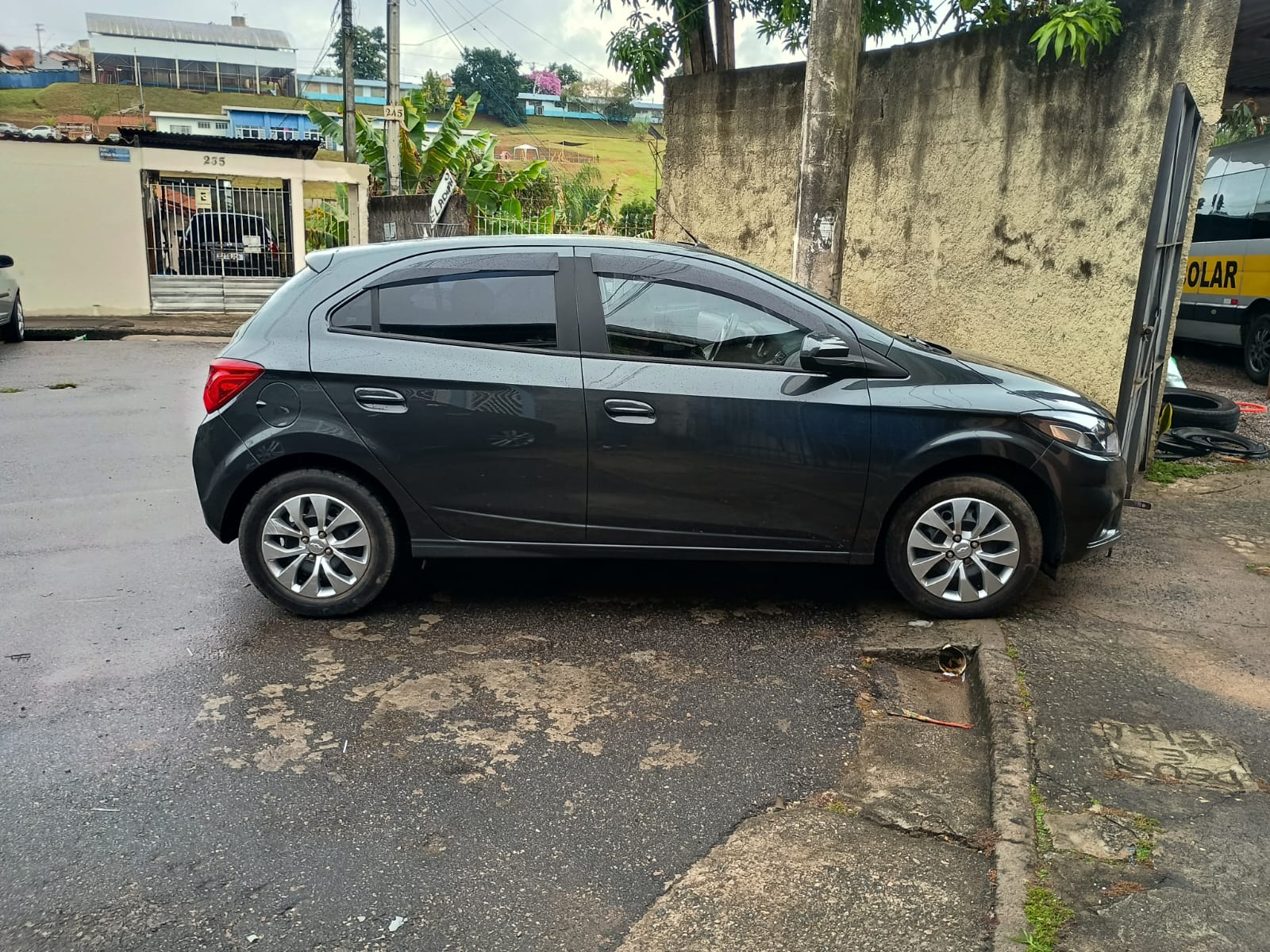 Chevrolet Onix Alexandre Vans